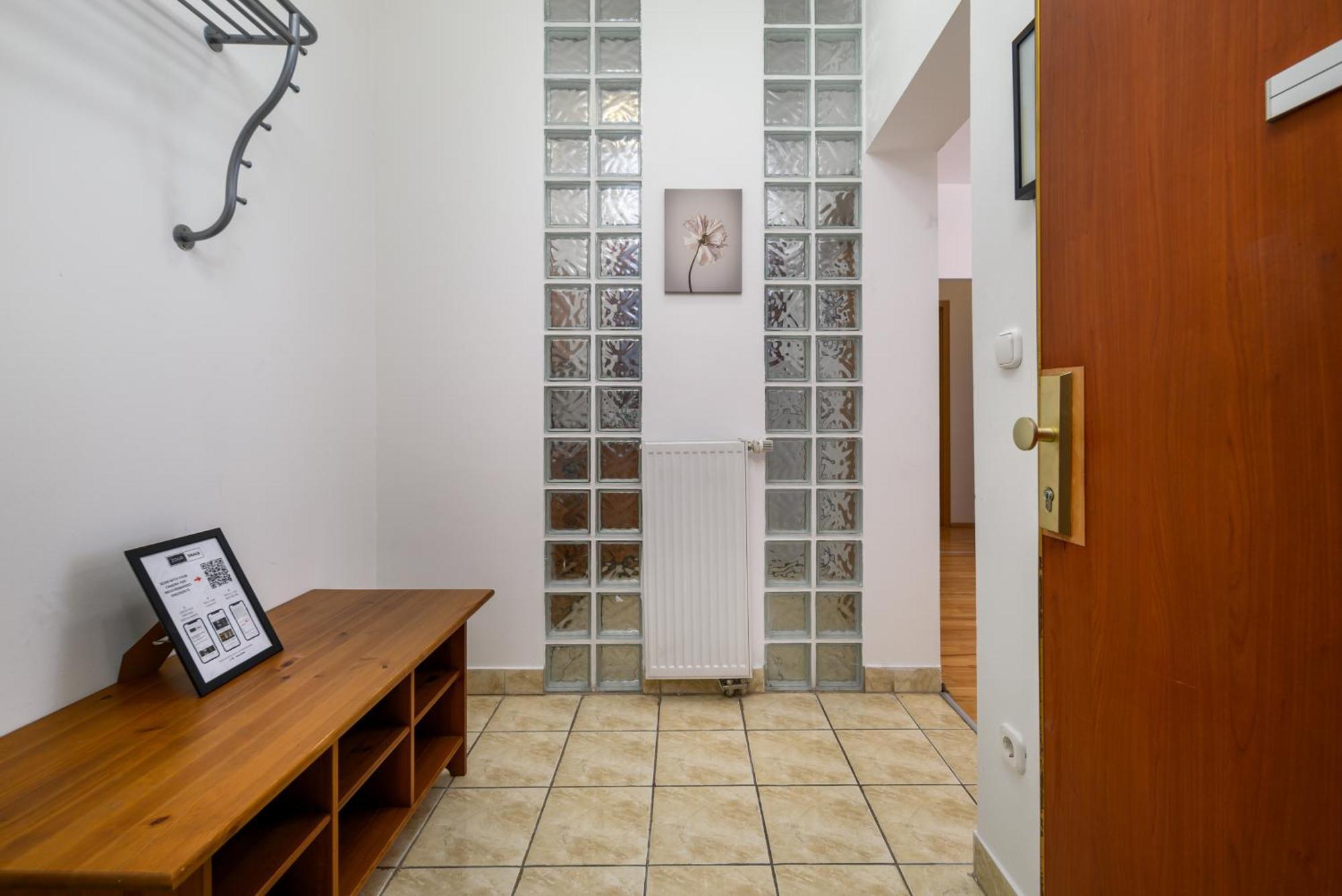 Basilica Apartment In Heart Of City Budapest Bagian luar foto