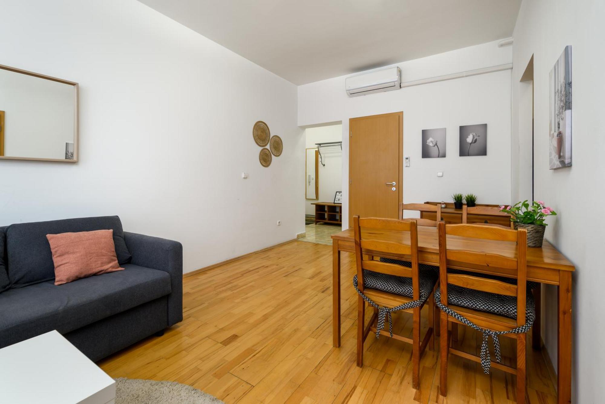 Basilica Apartment In Heart Of City Budapest Bagian luar foto