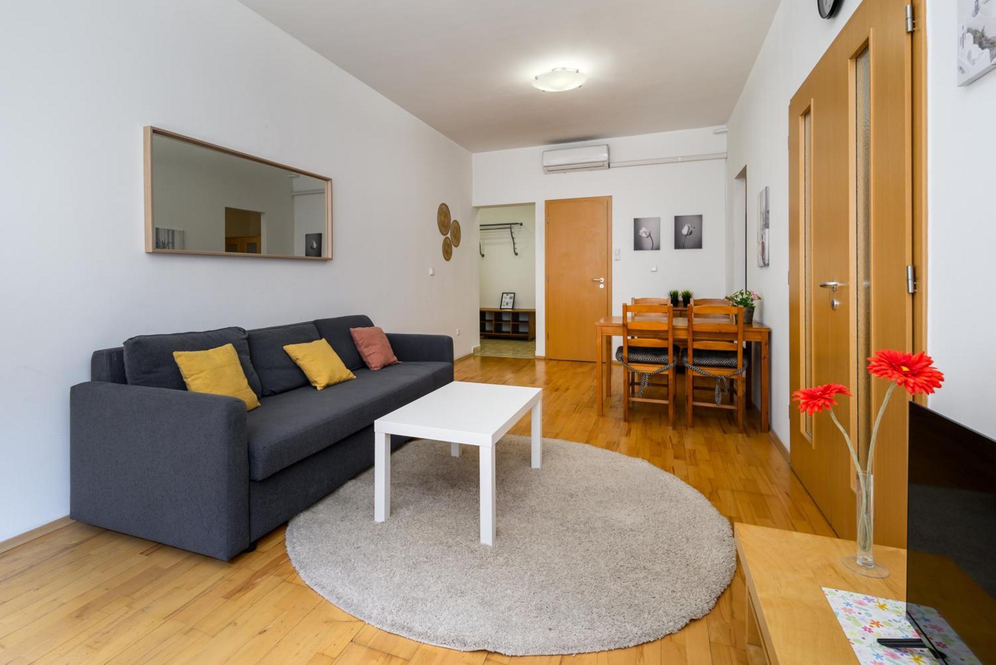 Basilica Apartment In Heart Of City Budapest Bagian luar foto