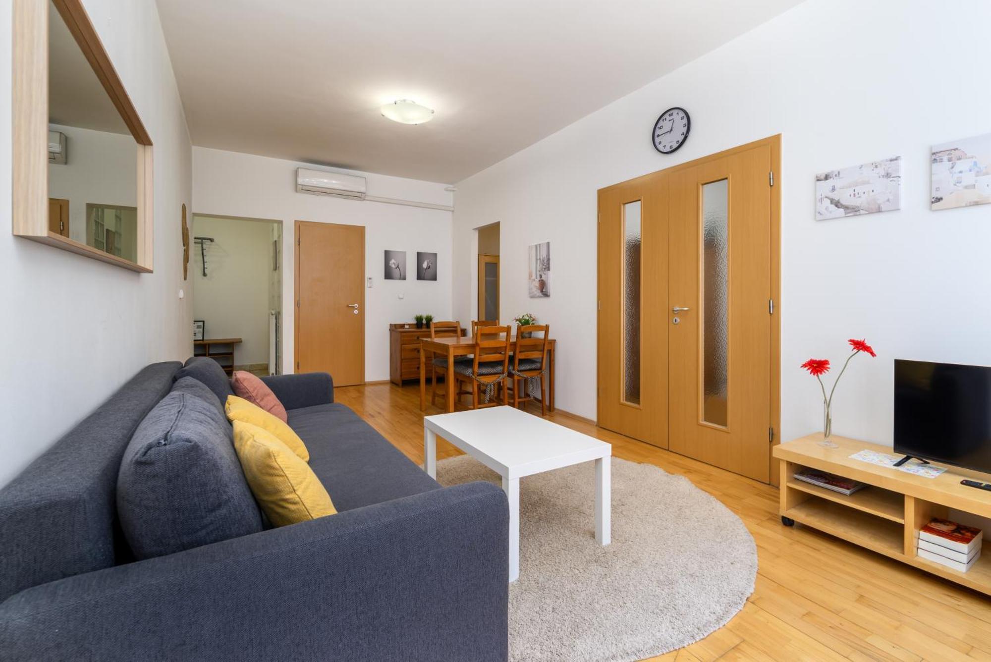 Basilica Apartment In Heart Of City Budapest Bagian luar foto